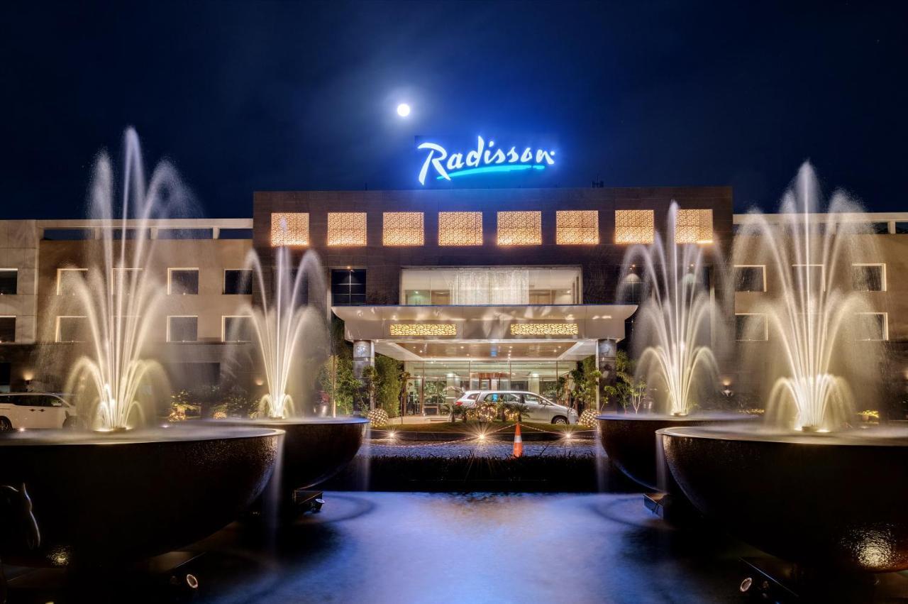 Radisson Resort & Spa Kandla Gāndhīdhām Kültér fotó