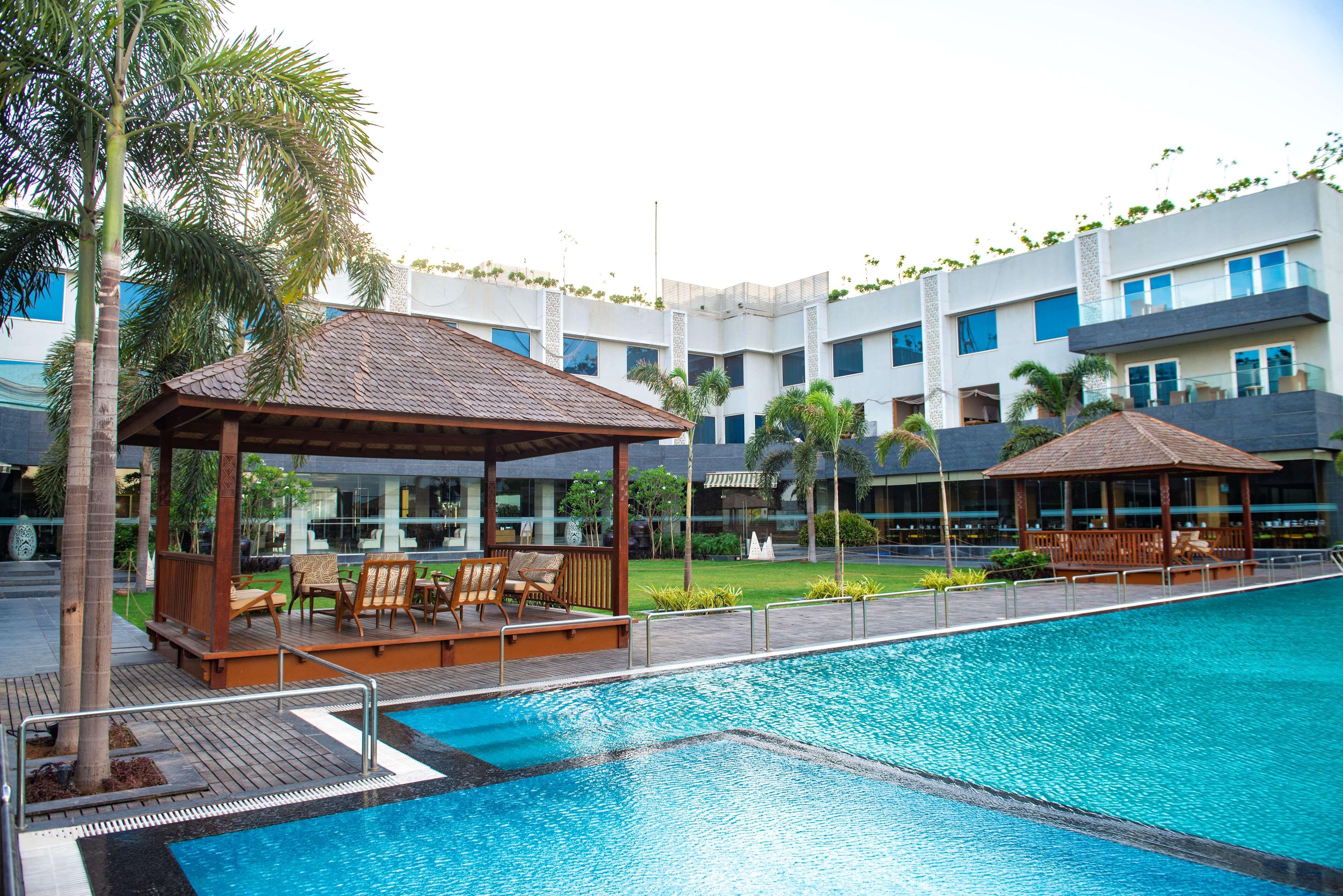 Radisson Resort & Spa Kandla Gāndhīdhām Kültér fotó