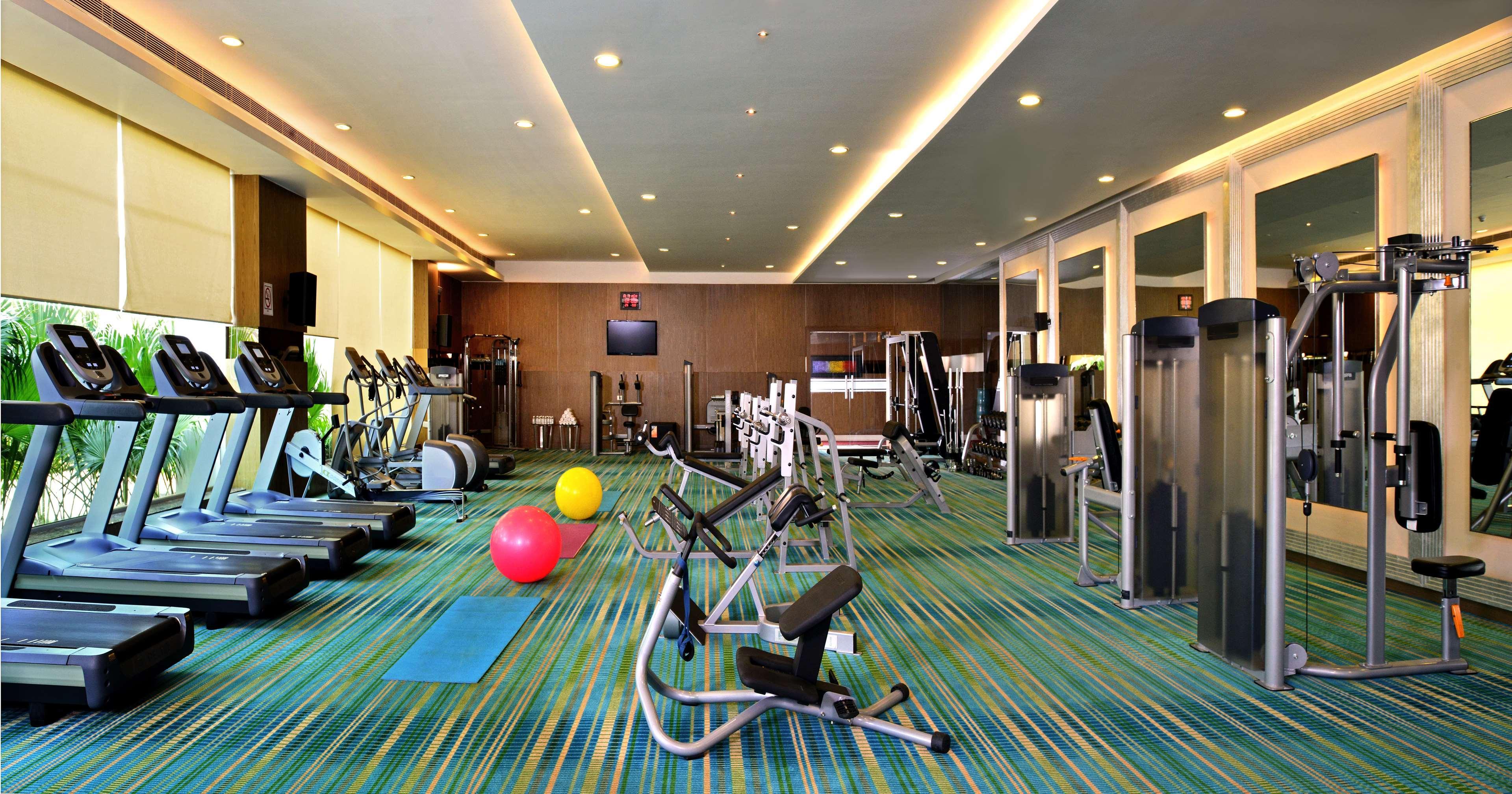 Radisson Resort & Spa Kandla Gāndhīdhām Kültér fotó