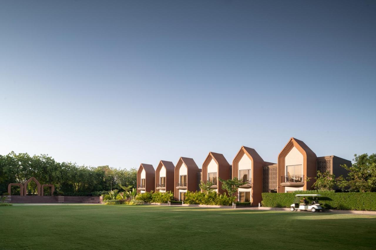 Radisson Resort & Spa Kandla Gāndhīdhām Kültér fotó