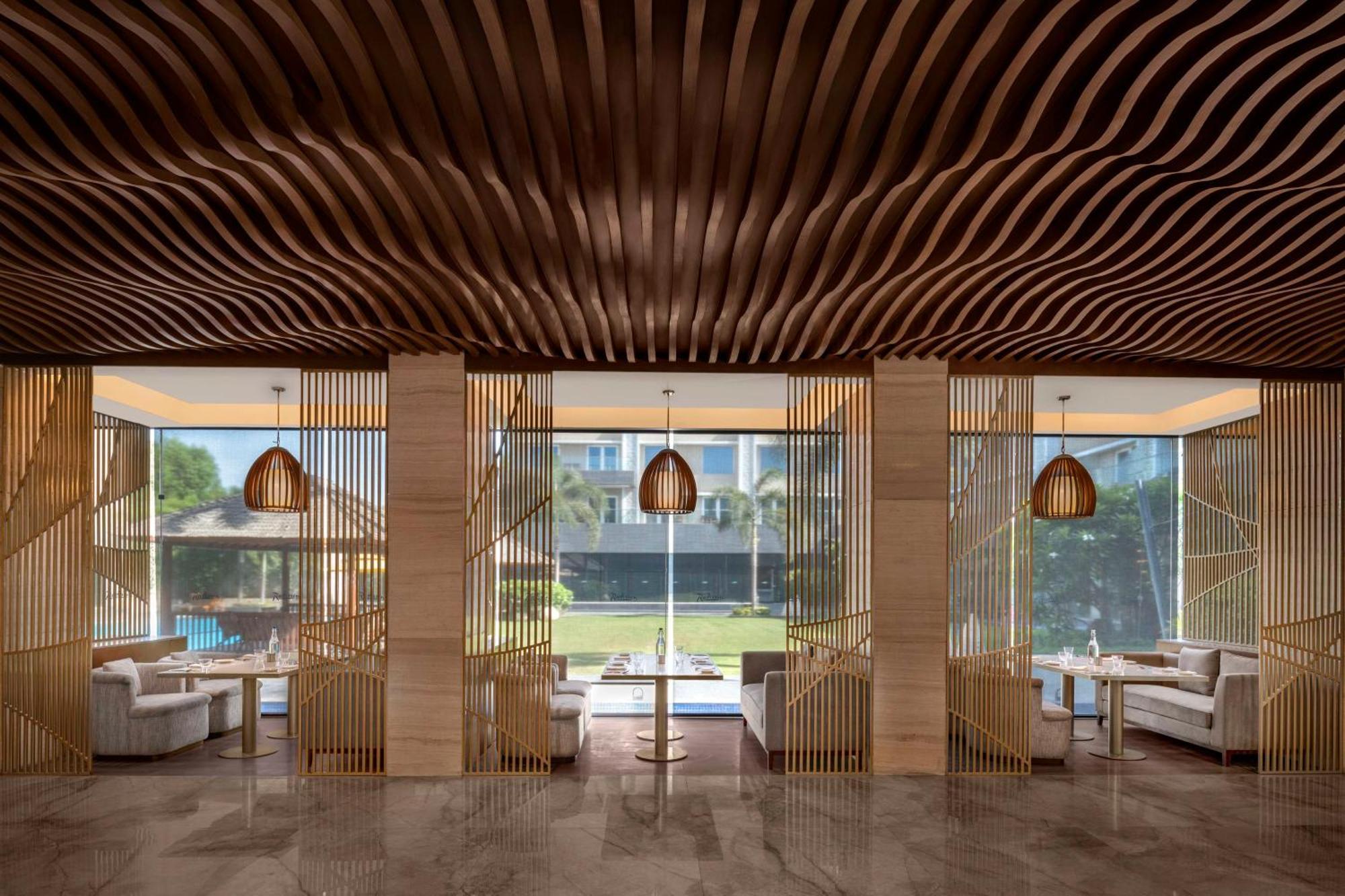 Radisson Resort & Spa Kandla Gāndhīdhām Kültér fotó